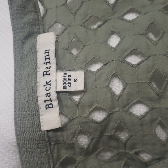 Top - Picture 8 of 10